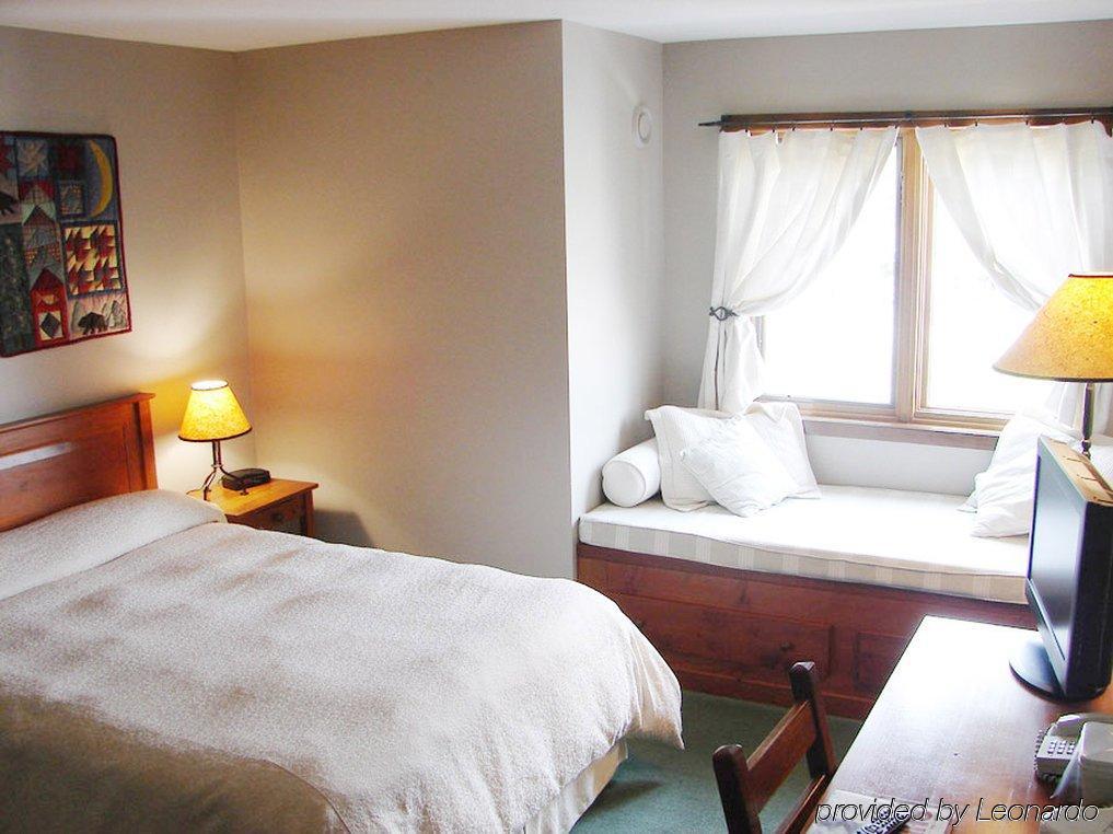 Howe Sound Inn & Brewing Company Squamish Bagian luar foto