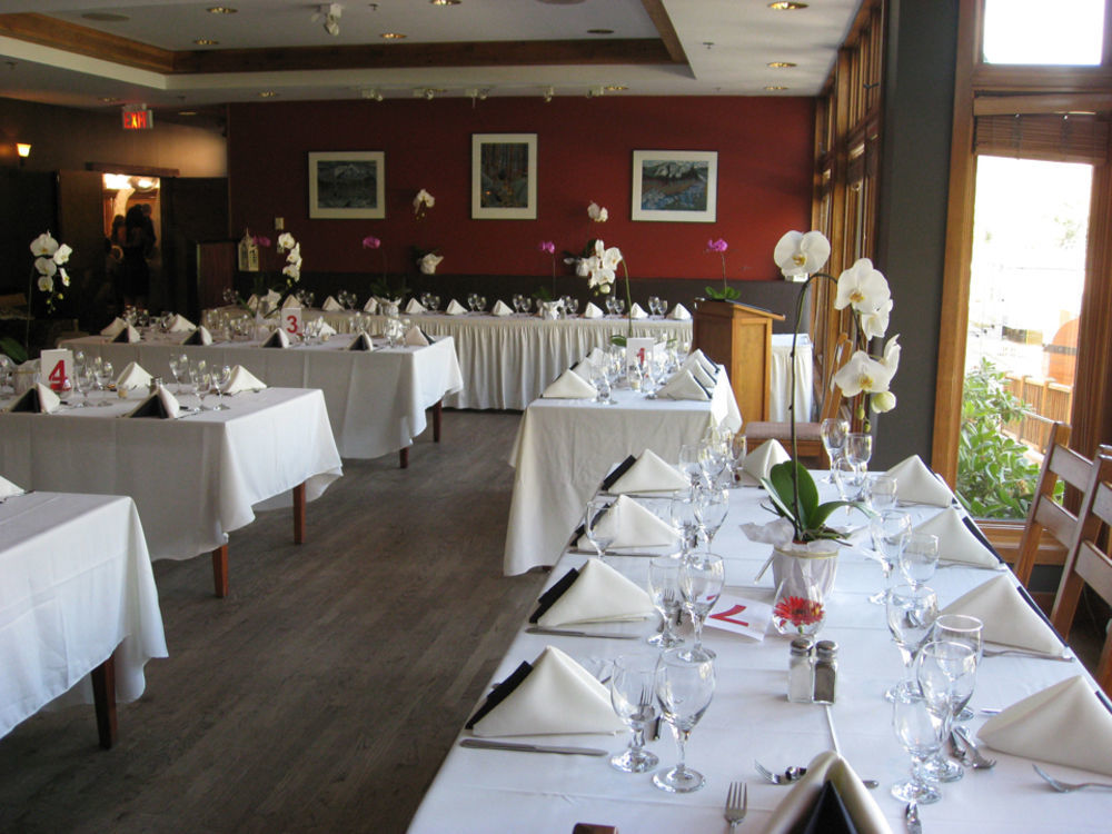 Howe Sound Inn & Brewing Company Squamish Bagian luar foto