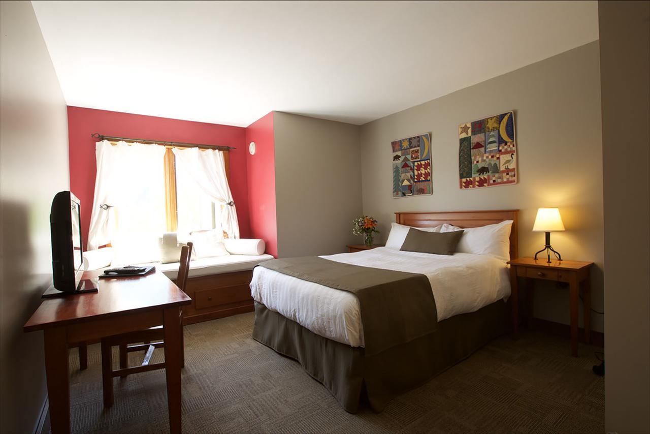 Howe Sound Inn & Brewing Company Squamish Bagian luar foto